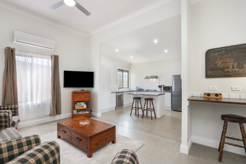 IADA On Iodide - Coogee Beach Accommodation 2