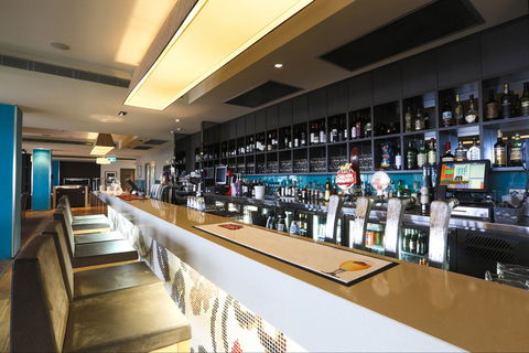 Lady Bay Resort - Coogee Beach Accommodation 2