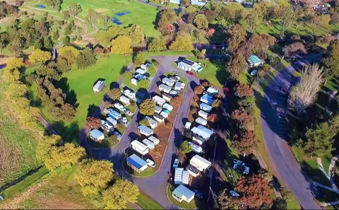 Lake Colac Caravan Park - Coogee Beach Accommodation 0