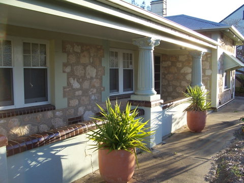MacDonnell House, Naracoorte - Coogee Beach Accommodation 0