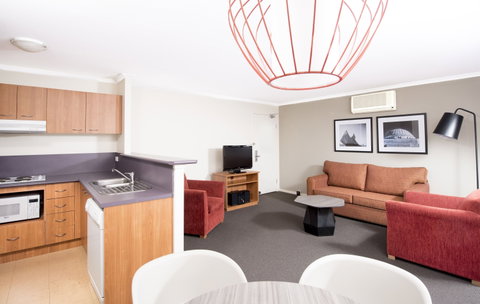 Mantra On Northbourne - Coogee Beach Accommodation 1
