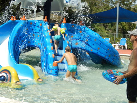 Middle Rock Holiday Resort - Coogee Beach Accommodation 1