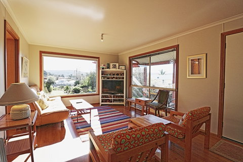 Monaro Cottage - Coogee Beach Accommodation 2