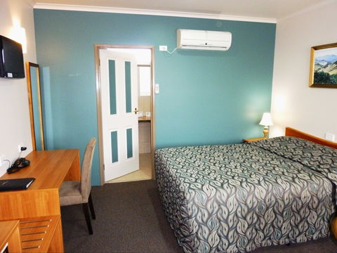 Mountain View Country Inn - Coogee Beach Accommodation 2
