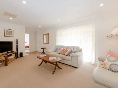 Mulberry House Rutherglen - Coogee Beach Accommodation 2