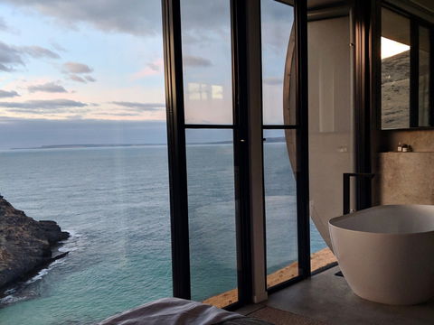 Naiko Retreat - Coogee Beach Accommodation 0