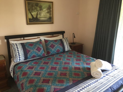 Narromine Tourist Park And Motel - Coogee Beach Accommodation 1