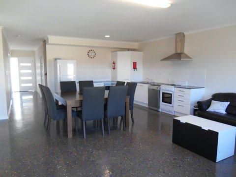 Red Door Retreat - Coogee Beach Accommodation 1