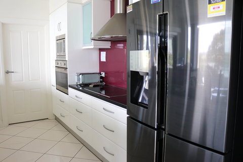 River Devine  White Sands Murray Bridge - Coogee Beach Accommodation 2