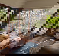 River Vida family size holiday home - Coogee Beach Accommodation