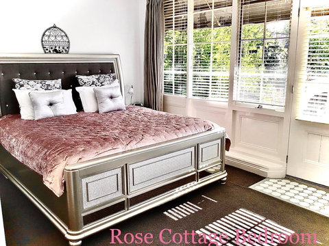 Rose Cottage - Coogee Beach Accommodation 2