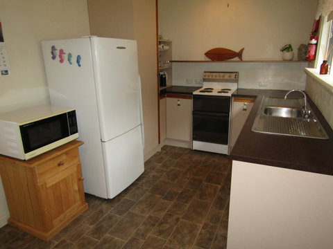 Shack 93 - Coogee Beach Accommodation 1