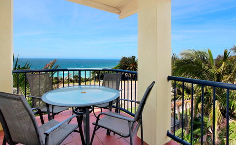 South Pacific Apartments - Coogee Beach Accommodation 2