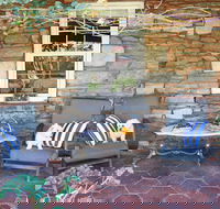 The Stone Cottage - Coogee Beach Accommodation