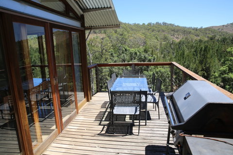 The Eco Lodge - Cox's River Rest - Coogee Beach Accommodation 0