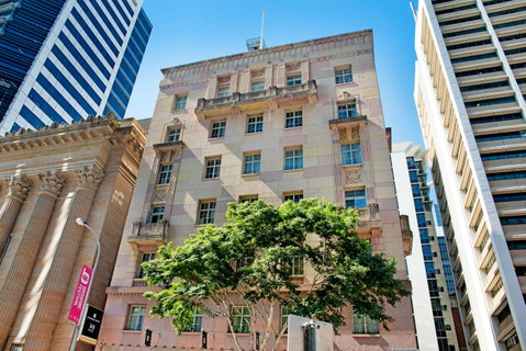 ULTIQA Rothbury Hotel - Coogee Beach Accommodation 0