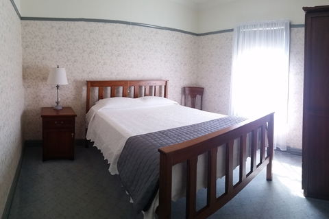 Wagga Wagga Country Cottages - Coogee Beach Accommodation 1