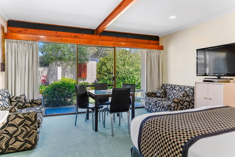 William MacIntosh Motor Lodge - Coogee Beach Accommodation 1