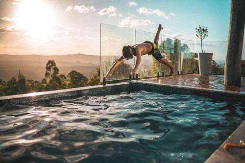 The Eagles Nest Accommodation Scenic Rim, QLD - Coogee Beach Accommodation 0