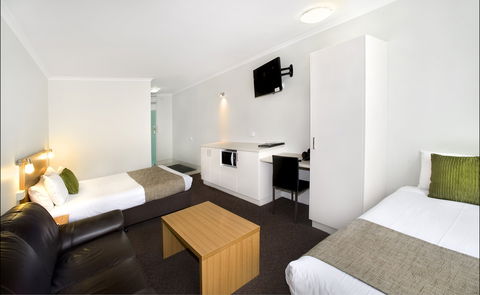 Admiralty Inn - Coogee Beach Accommodation 1