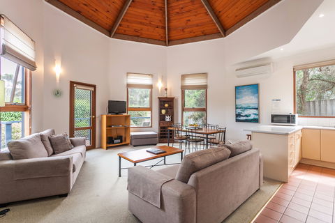 Aireys Inlet Getaway Resort - Coogee Beach Accommodation 2
