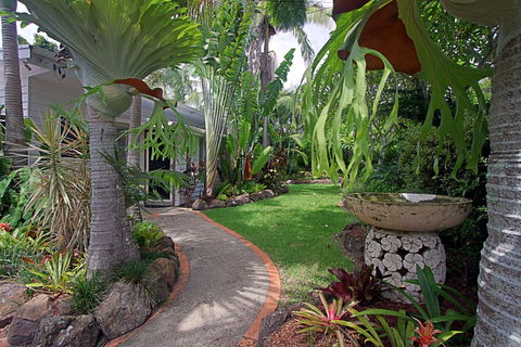 Allure - Coogee Beach Accommodation 0
