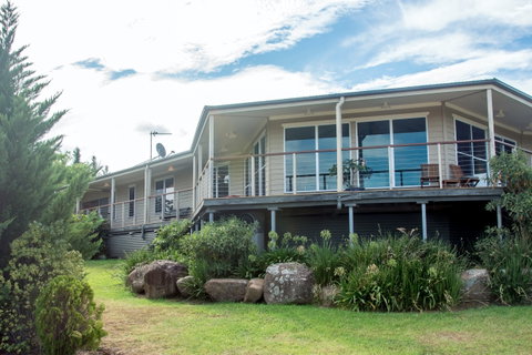 Amazing Secluzion - Coogee Beach Accommodation 1