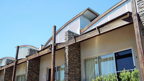 A MUSt @ Coonawarra - Coogee Beach Accommodation 0