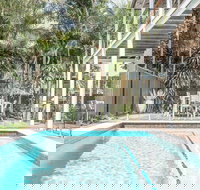 Beach Chalet - Coogee Beach Accommodation