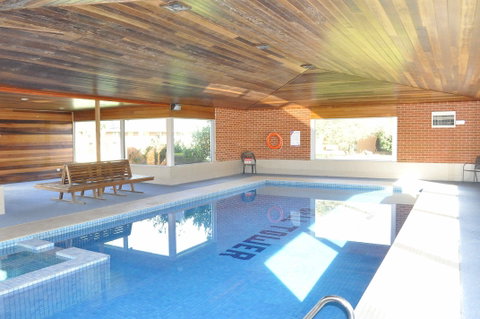Bell Tower Inn - Coogee Beach Accommodation 1