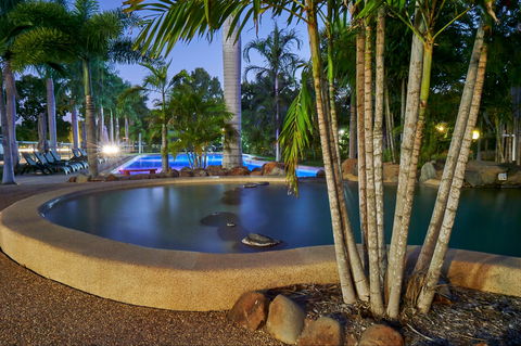 Big4 Aussie Outback Oasis Holiday Park - Coogee Beach Accommodation 1