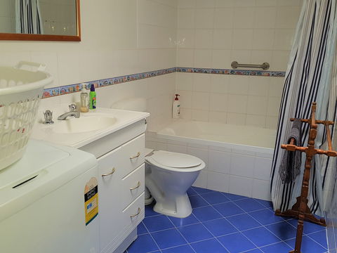 Blue Manna Waters – Apartment A - Coogee Beach Accommodation 2