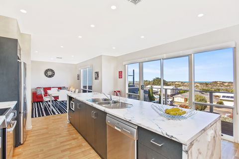 Breezes - Underwood Avenue Goolwa Beach - Coogee Beach Accommodation 2