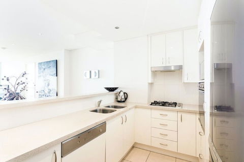 Brighton Shores - Coogee Beach Accommodation 1