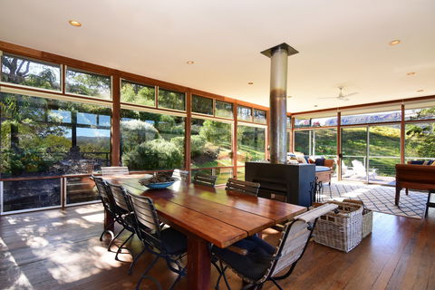 Budderoo - Coogee Beach Accommodation 1