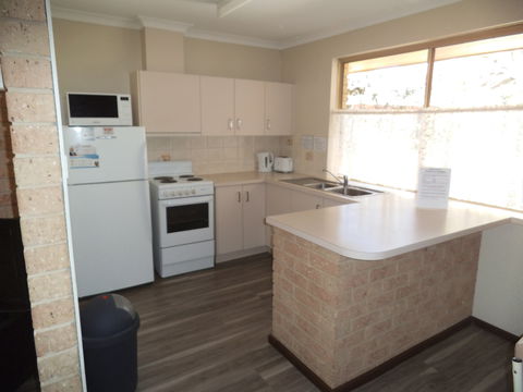 Busselton Seaside Escape Apartment - Coogee Beach Accommodation 1