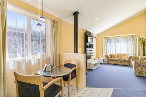 Cottages For Two - Coogee Beach Accommodation 2