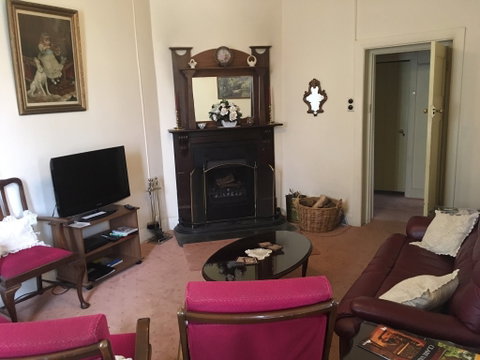 Croll Cottage - Coogee Beach Accommodation 1