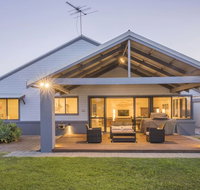 Dave's Digs - Coogee Beach Accommodation