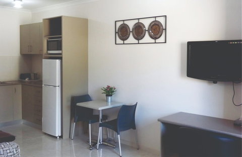 Derby Lodge - Coogee Beach Accommodation 2