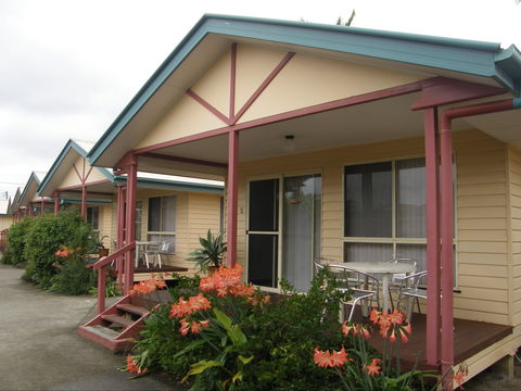 Dolphin Sands Holiday Villas - Coogee Beach Accommodation 0