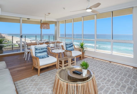 Dorchester On The Beach - Coogee Beach Accommodation 2