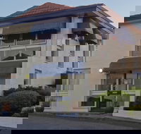 Econo Lodge Hacienda Motel - Coogee Beach Accommodation
