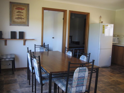 Harry's - Coogee Beach Accommodation 2
