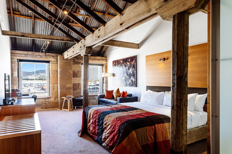 Henry Jones Art Hotel - The - Coogee Beach Accommodation 2
