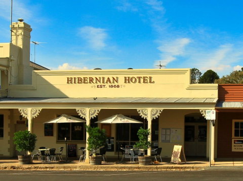 Hibernian Hotel Apartments - Coogee Beach Accommodation 0
