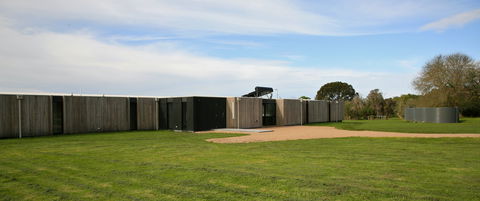 Just Inside The Gate - Coogee Beach Accommodation 2