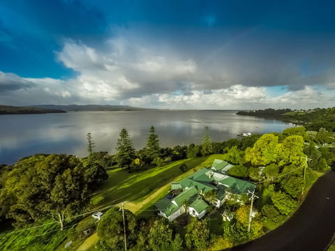 Karbeethong Lodge - Coogee Beach Accommodation 0