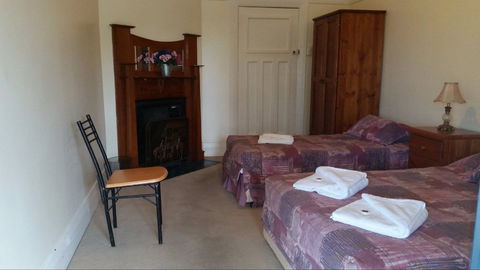 Kitchener Hotel - Coogee Beach Accommodation 2