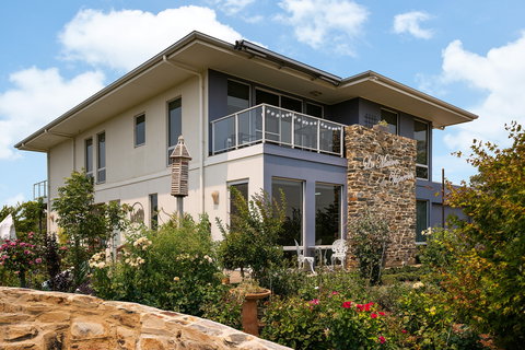 La Maison Du Vigneron B&B & Special Ocassion Dining - Coogee Beach Accommodation 0